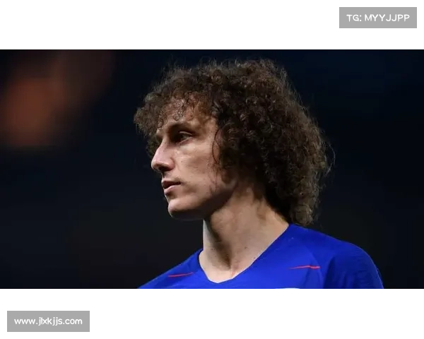 如何通过数据与战术分析大卫路易斯的球场位置与角色转变